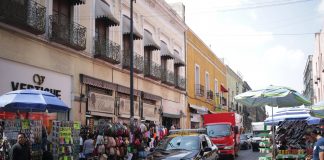 Vicepresidente de SINDEMEX exhorta al Ayuntamiento de Puebla a regularizar vendedores ambulantes
