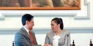 INE firma convenio de colaboración para el periodo electoral con Ayuntamiento de Puebla