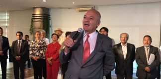 El Senador Jesús Encinas asegura que Barbosa está utilizando la imagen presidencial para su campaña