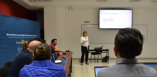 El discurso es una manipulación: Joanna Wilk-Racięska en la BUAP