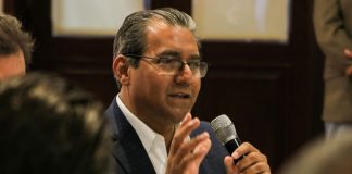 Jiménez Merino presenta propuesta de gobierno a Club de Empresarios de Puebla