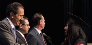 La BUAP dota a sus egresados con una sólida formación para enfrentar con éxito el mercado laboral: AEO