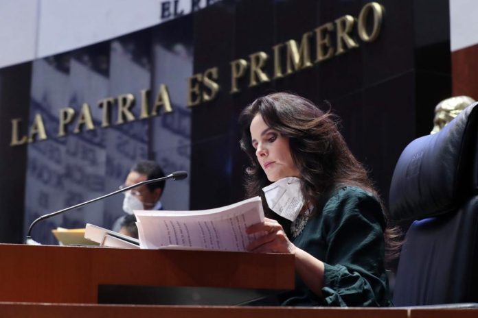 Foto: Senadora Nancy de la Sierra