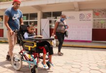 DIF Estatal y Municipal benefician con sillas de ruedas a vecinos de San Pedro Cholula Foto: DIF San Pedro Cholula