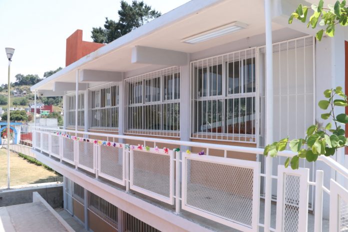 rehabilitación general y construcción de obra exterior en 480 escuelas públicas