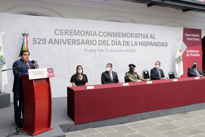 El gobernador presidió la Ceremonia Conmemorativa al 529 Aniversario del Día de la Hispanidad