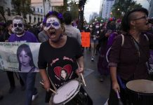 Marcha Día de muertas